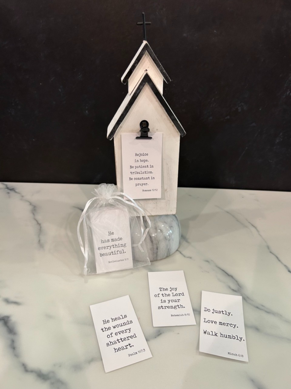 Church Sitter w Verses