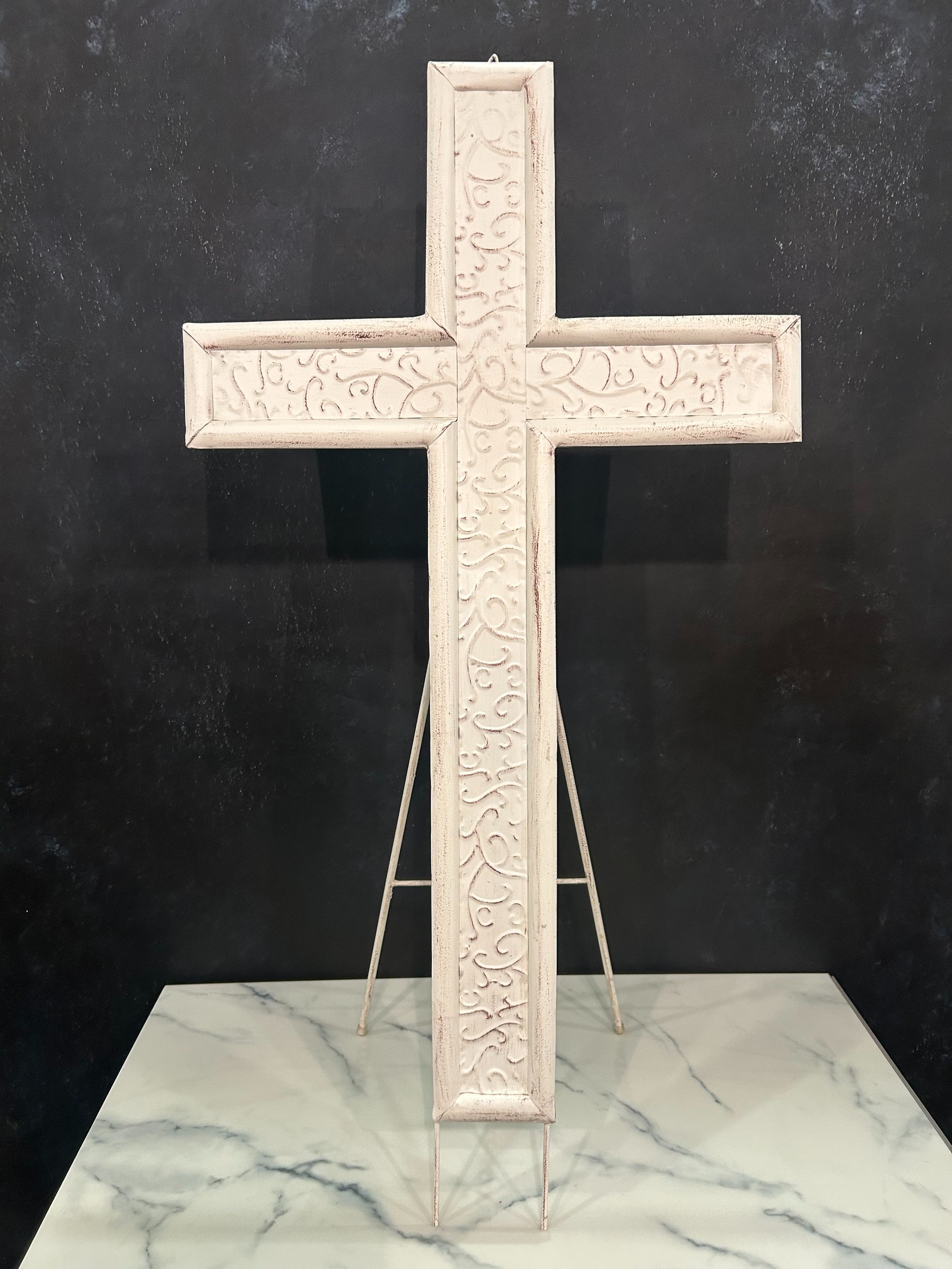 Standing Cross Easel