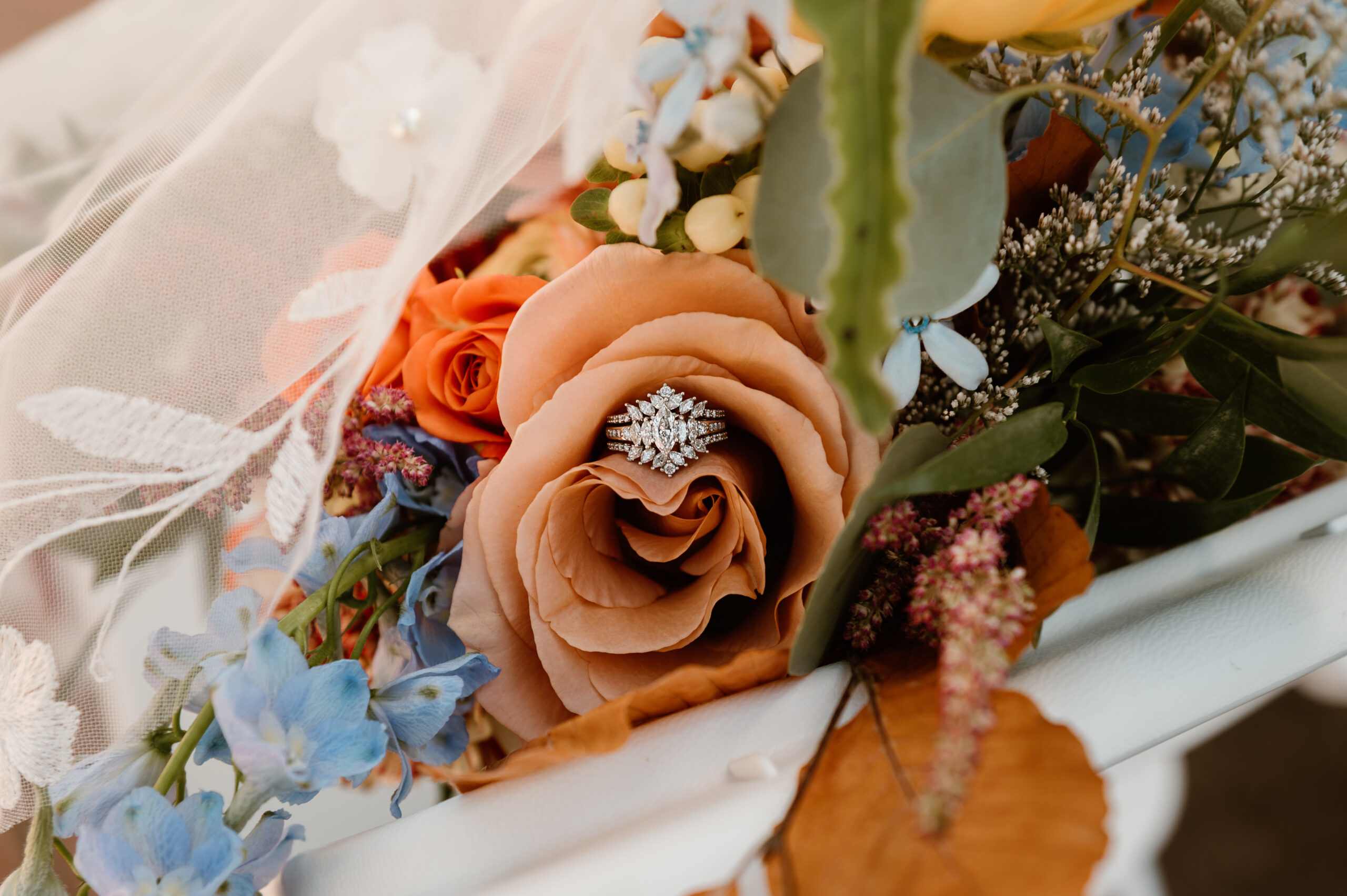 Alexia & Dakota’s Missouri Sunset Wedding